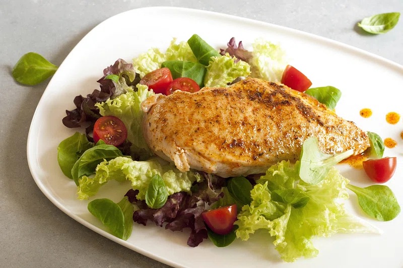 rotisserie chicken salad with celery and parsley le